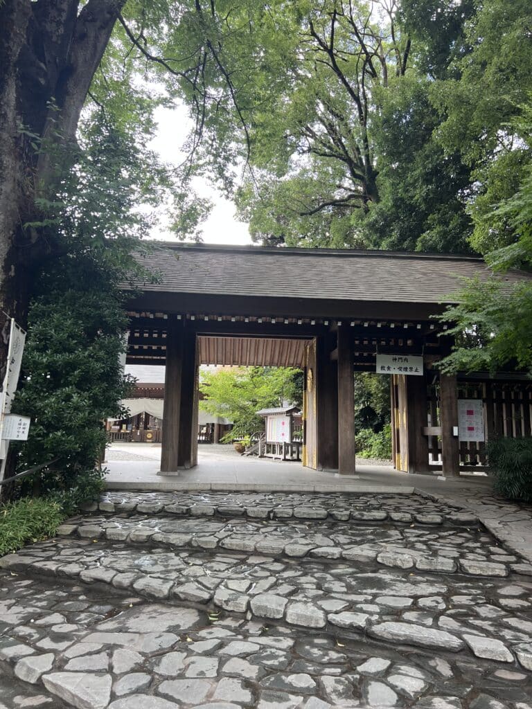 多くのお客様から東京書房の出張買取をご紹介いただき、誠にありがとうございます。