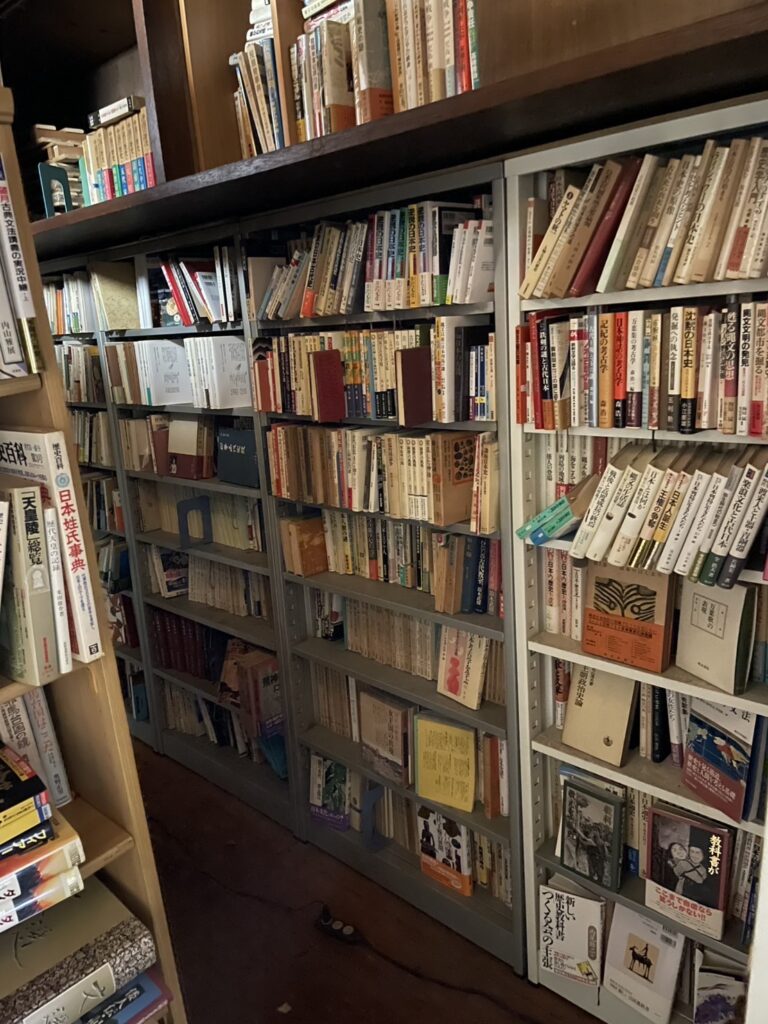 2025年10月28日の古本出張買取実績と事例のご報告