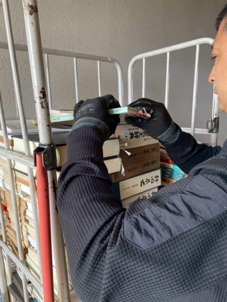 町田市・平塚市・世田谷区で2チーム体制で2200冊対応！古本出張買取