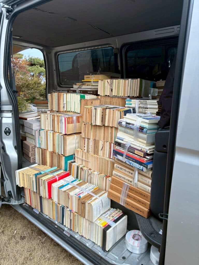 2026年3月8日の古本出張買取の実例。埼玉県での戦争戦記・民俗学・農業書2800冊など